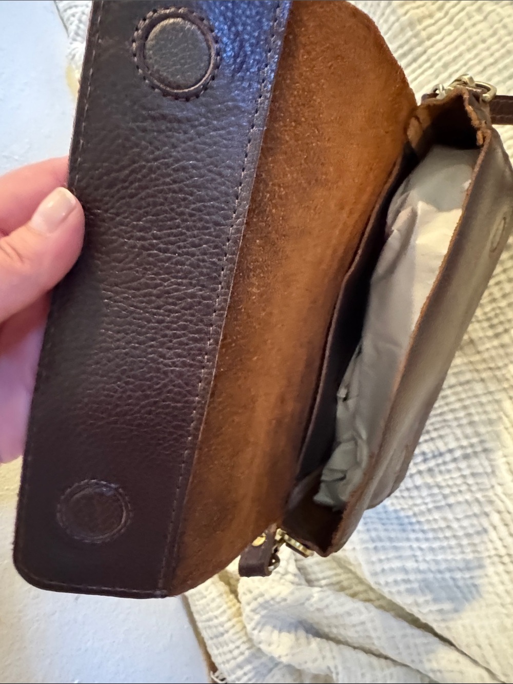 Portland Leather cold brew Brown metro Crossbody Bag - Picture 3 of 3